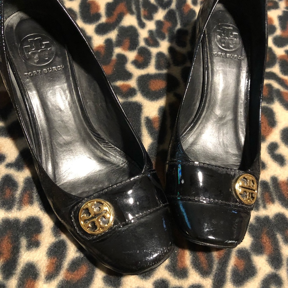 Black Tory Burch pumps